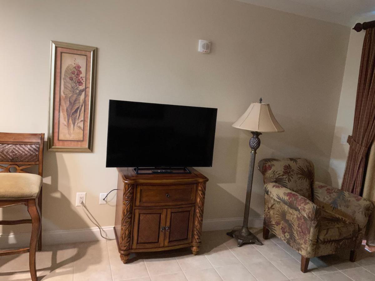Disney Just 1 And A Quarter Mile Away, Blue Heron 1 Room 2 Bath,Amenities,6 Guests, Walk To Restaurants, No Fees At Check In Orlando Bagian luar foto