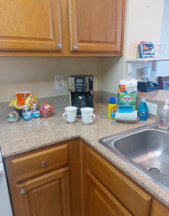 Disney Just 1 And A Quarter Mile Away, Blue Heron 1 Room 2 Bath,Amenities,6 Guests, Walk To Restaurants, No Fees At Check In Orlando Bagian luar foto