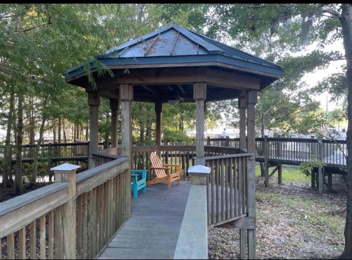 Disney Just 1 And A Quarter Mile Away, Blue Heron 1 Room 2 Bath,Amenities,6 Guests, Walk To Restaurants, No Fees At Check In Orlando Bagian luar foto