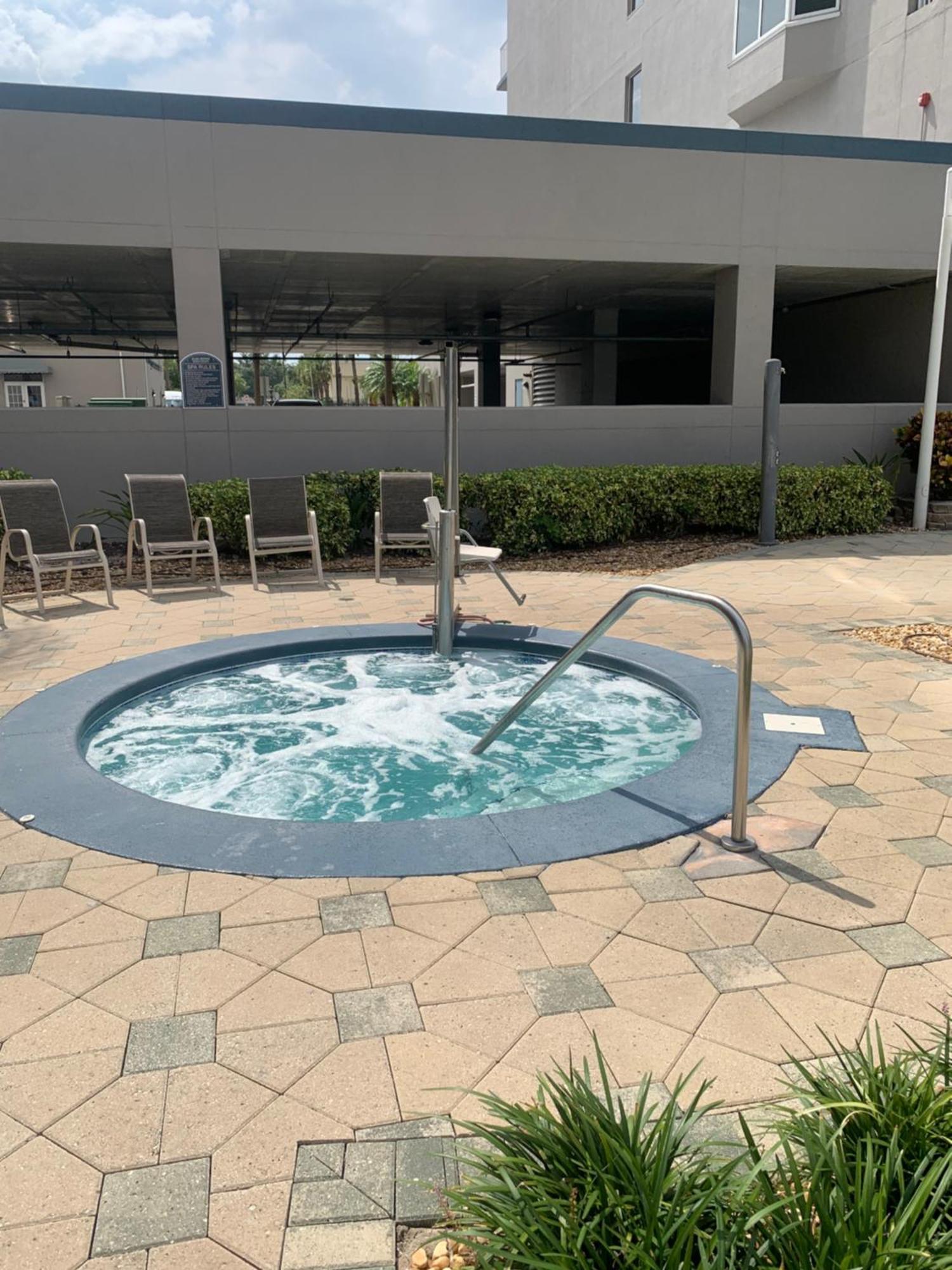 Disney Just 1 And A Quarter Mile Away, Blue Heron 1 Room 2 Bath,Amenities,6 Guests, Walk To Restaurants, No Fees At Check In Orlando Bagian luar foto